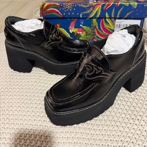 New FARM Rio‎ Black Patent Leather Platform Loafer Embossed Detail Chunky Heel 7